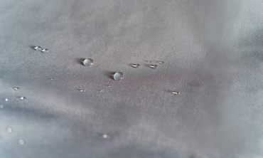 Pergola 3x4m + 2 toiles latérales coulissantes grises