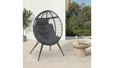 Fauteuil œuf sur pied effet rotin gris avec coussin
